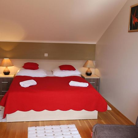 Apartments Lavica Beach Dumicic 포드스트라나 객실 사진