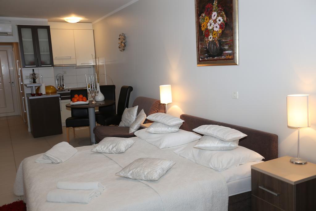 Apartments Lavica Beach Dumicic 포드스트라나 객실 사진