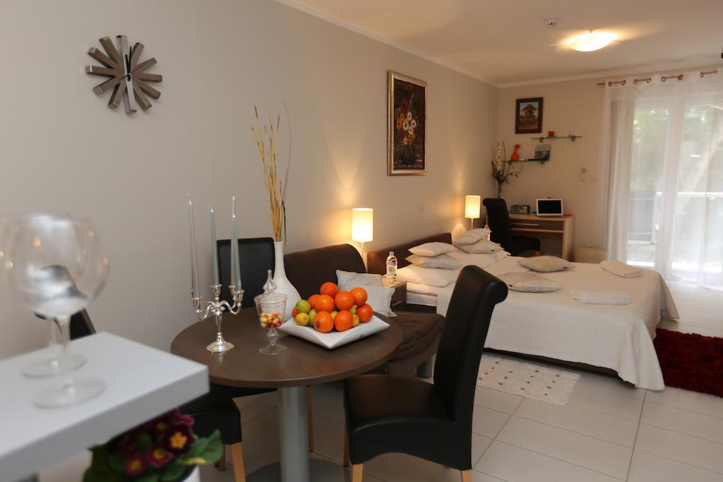 Apartments Lavica Beach Dumicic 포드스트라나 객실 사진