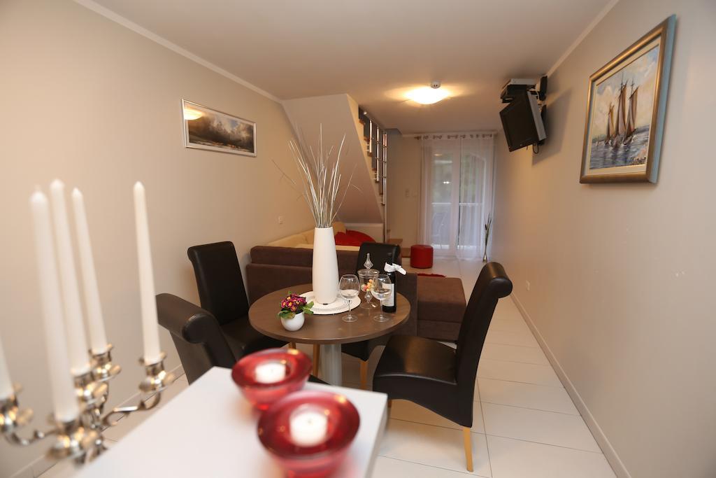 Apartments Lavica Beach Dumicic 포드스트라나 객실 사진